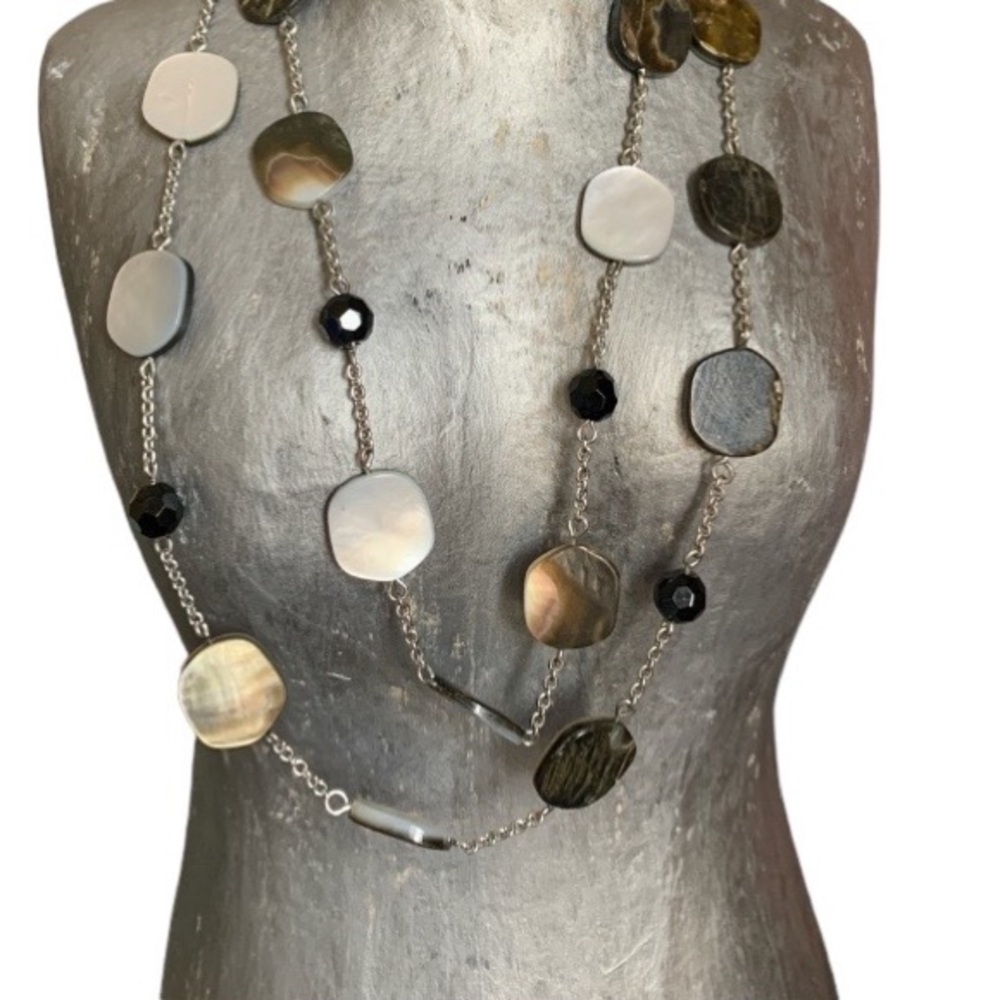 Lia Sophia MOP Mother of Pearl Shell Silver Beaded Necklace Woman’s Jewelry